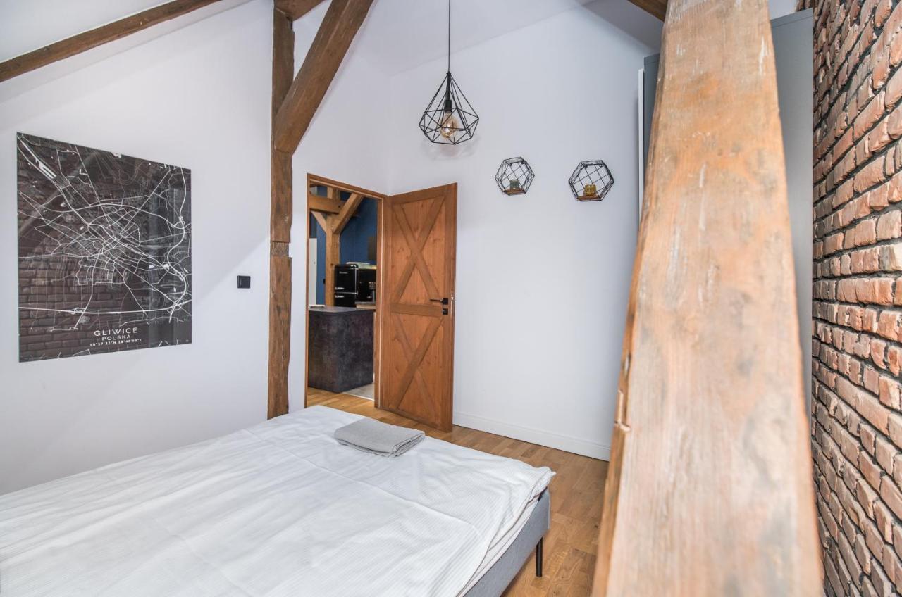 Uroczy Apartament Gliwice Esterno foto