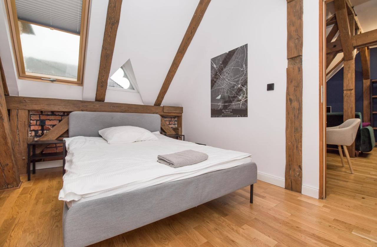 Uroczy Apartament Gliwice Esterno foto
